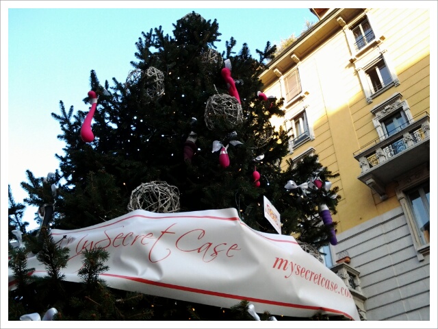 L’albero si addobba di sex e love toys