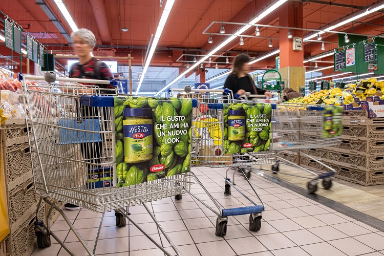 Il pesto Barilla sui carrelli per il nuovo packaging