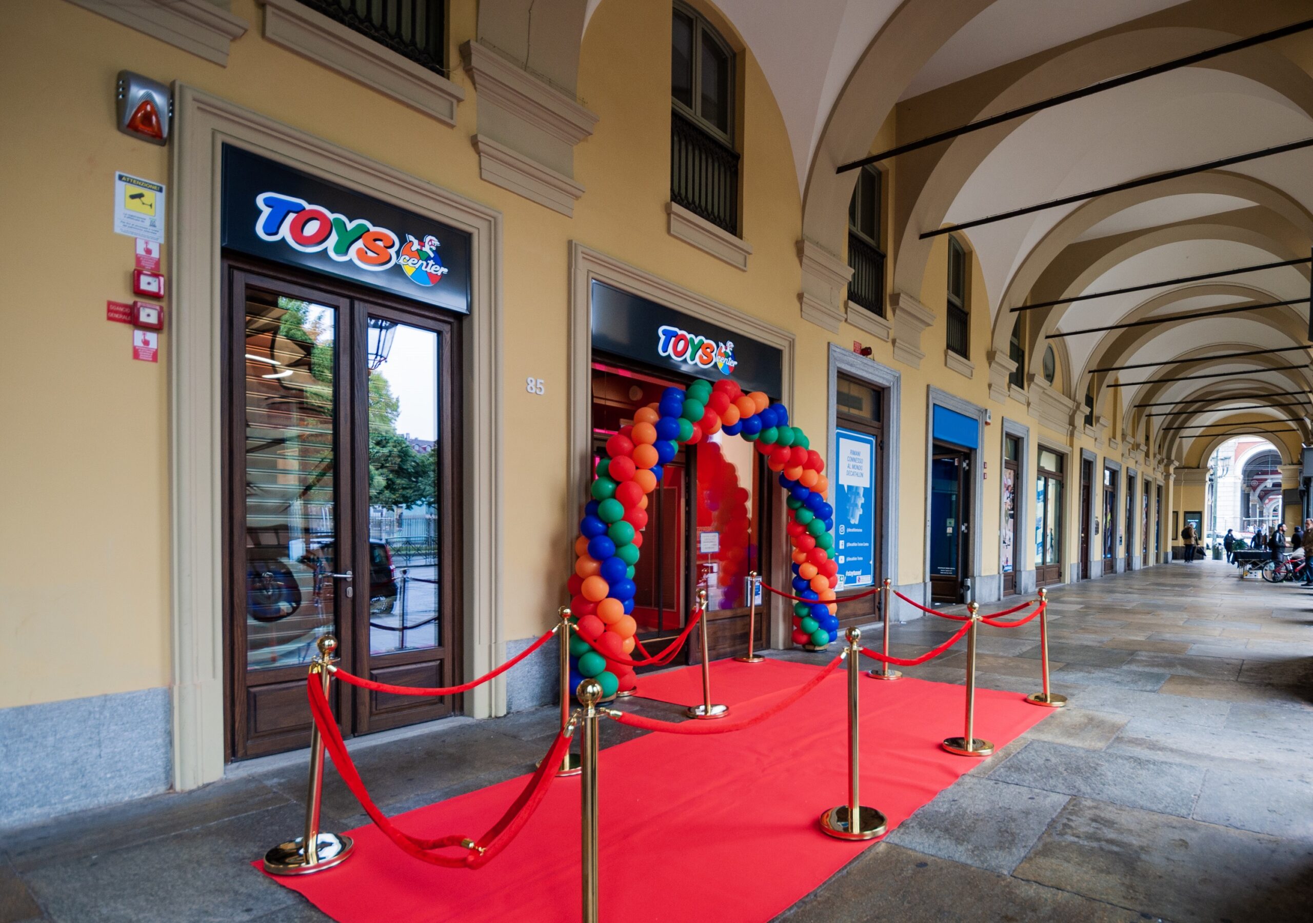 CREAZIONI DI MODA - Toys Center