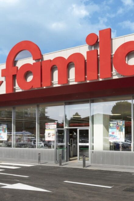 Famila accelera nel 2025, fatturato a 3,3 miliardi e quota di mercato al 4,1%